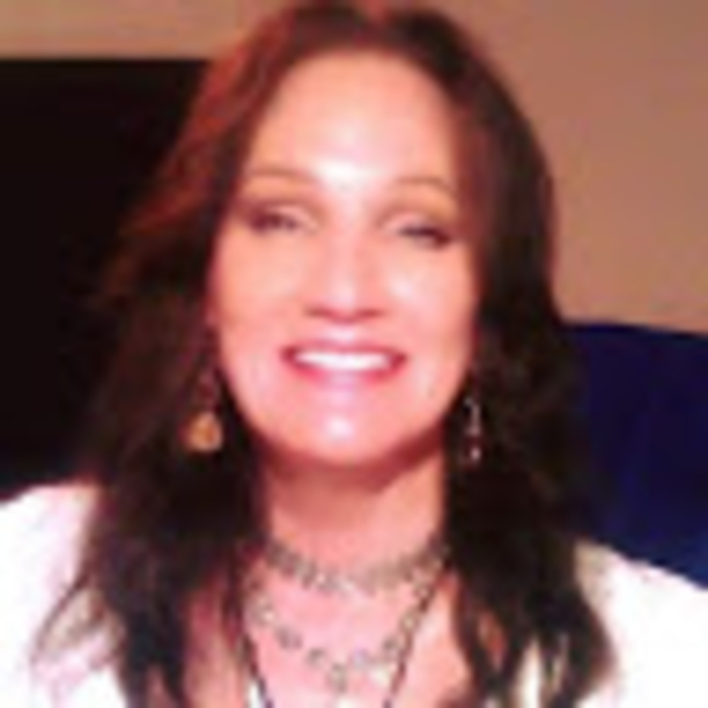 Meet your Posher, Lisa marie